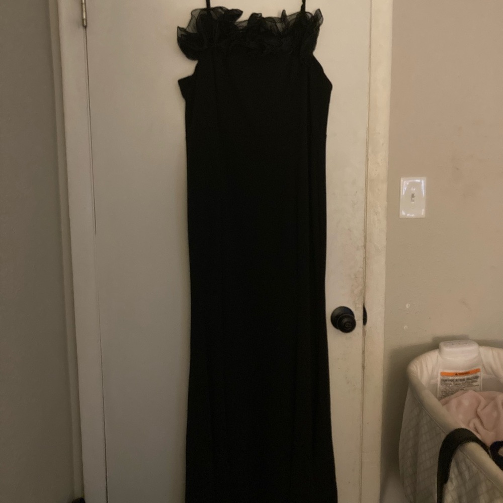 Black maxi dress with ruffles #maxidress